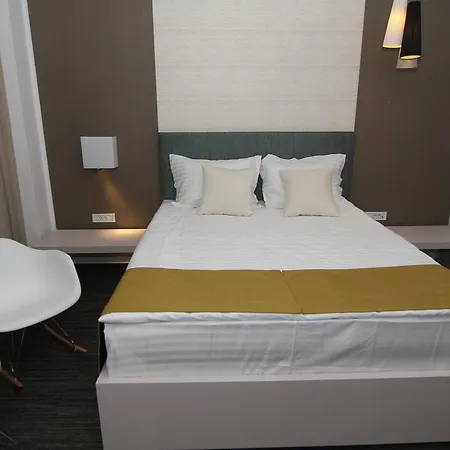 潛水少年飯店 Mamaia Room photo